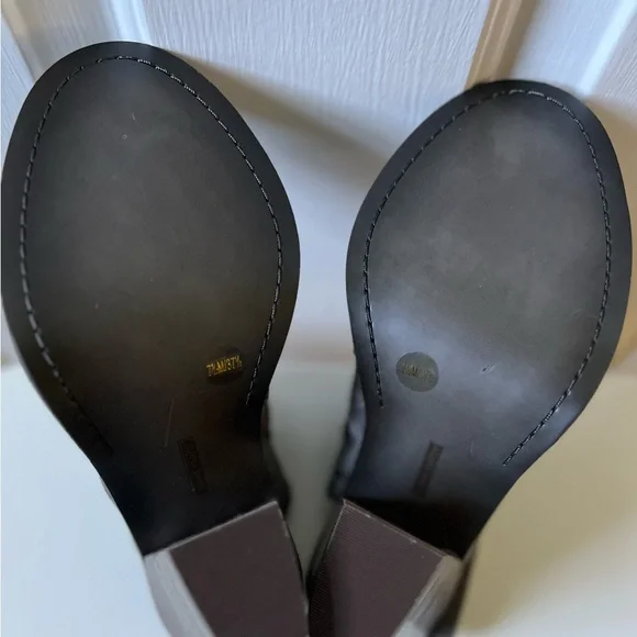 Vince Camuto Open-toe Heels - Picture 6 of 6